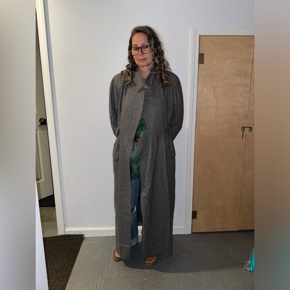 Vintage Anne Klein wool trench coat - Picture 8 of 9